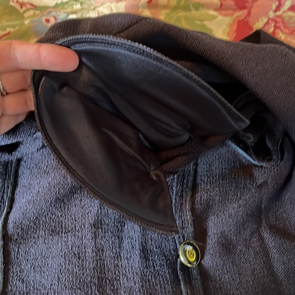 AUSTIN REED Size 8 Santana Knit Feel
Career Navy Blue Military Naval $189 NEW - Picture 15 of 16